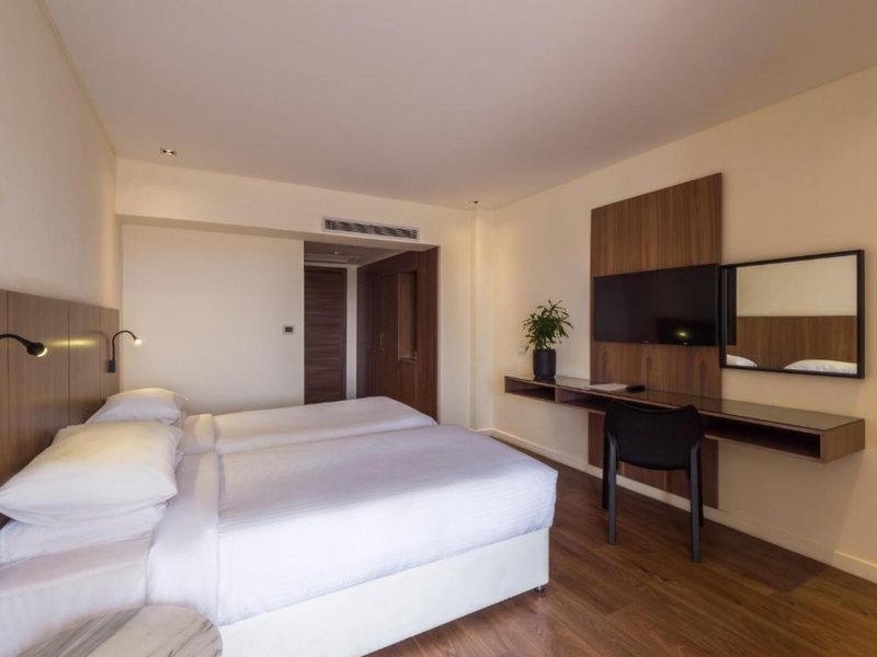 Hotel President 43