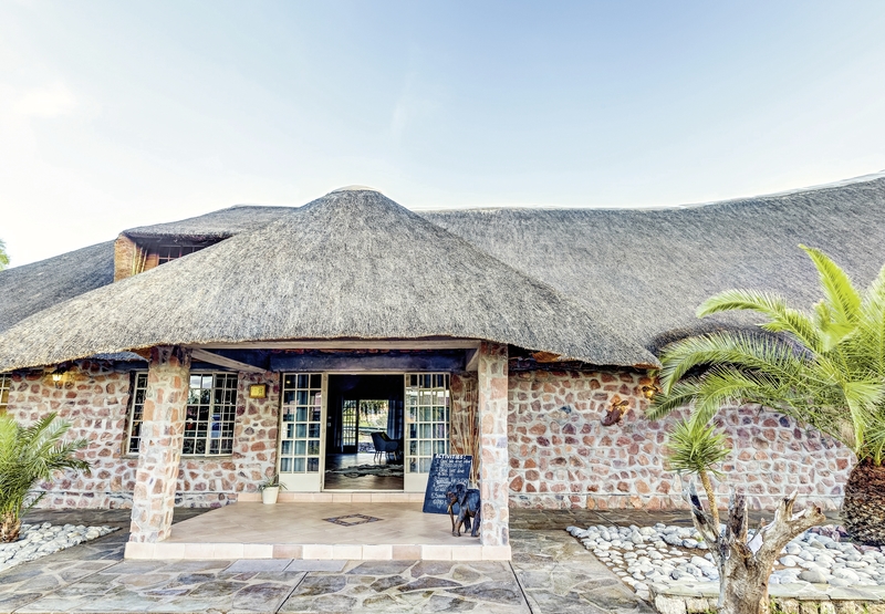 The Elegant Desert Lodge