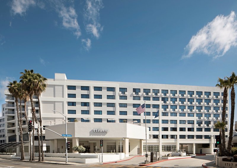 Hilton Santa Monica Hotel & Suites 12