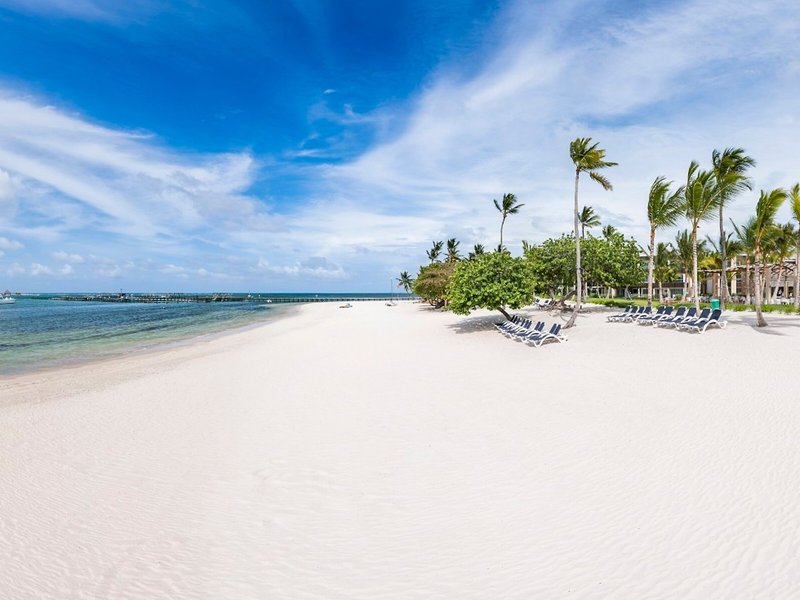 BlueBay Grand Punta Cana 7 - Beach