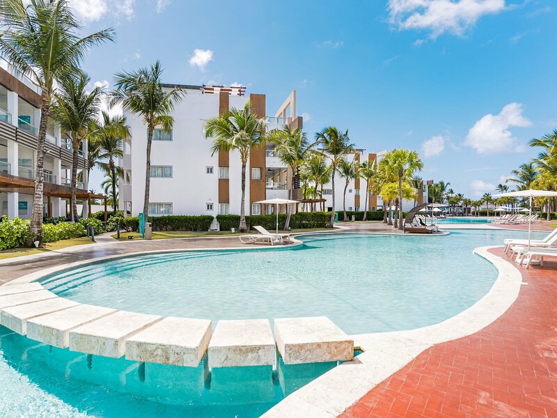 BlueBay Grand Punta Cana 20 - Outdoor Pool