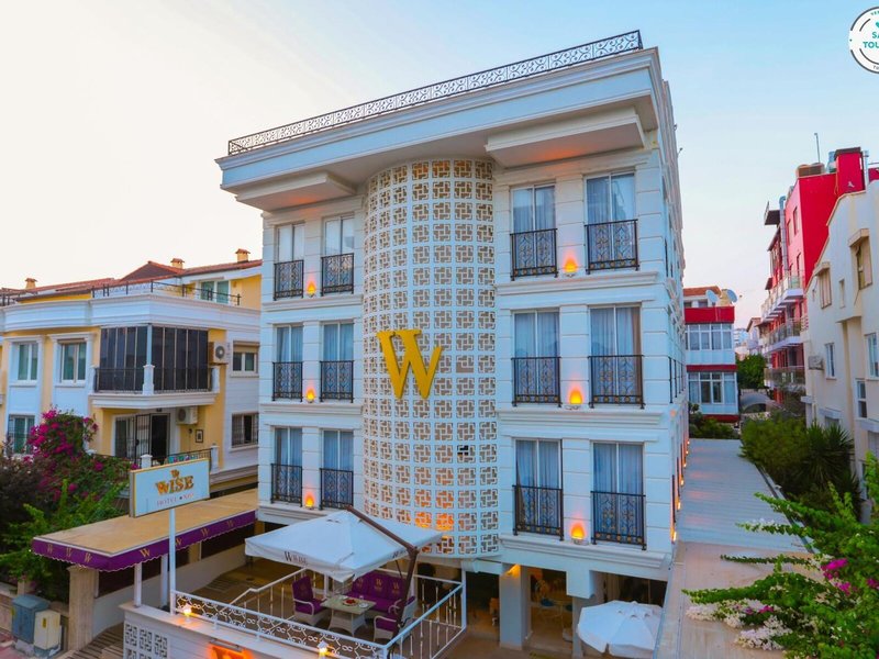 Wise Boutique Hotel & Spa 3