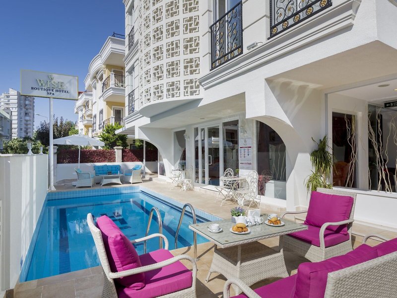 Wise Boutique Hotel & Spa 8