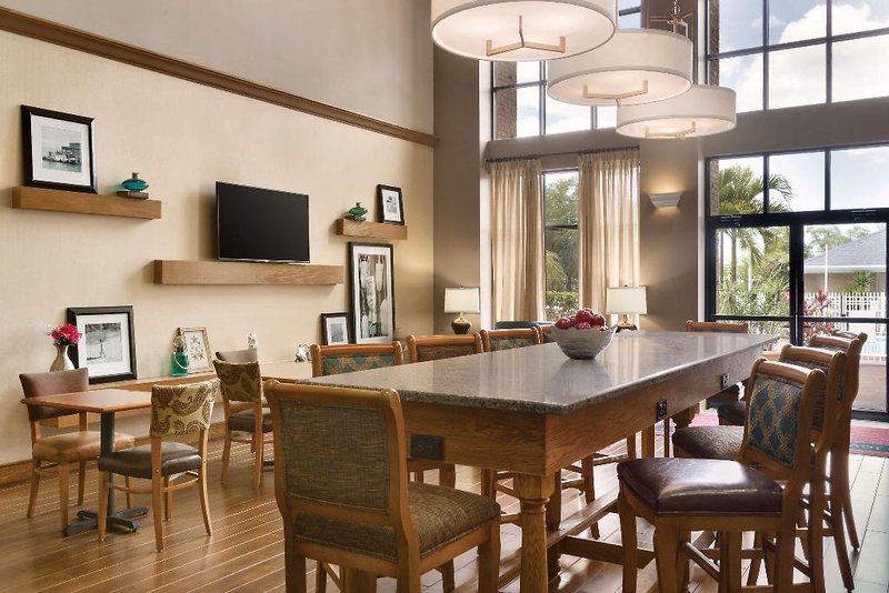 Hampton Inn & Suites Tarpon Springs 3