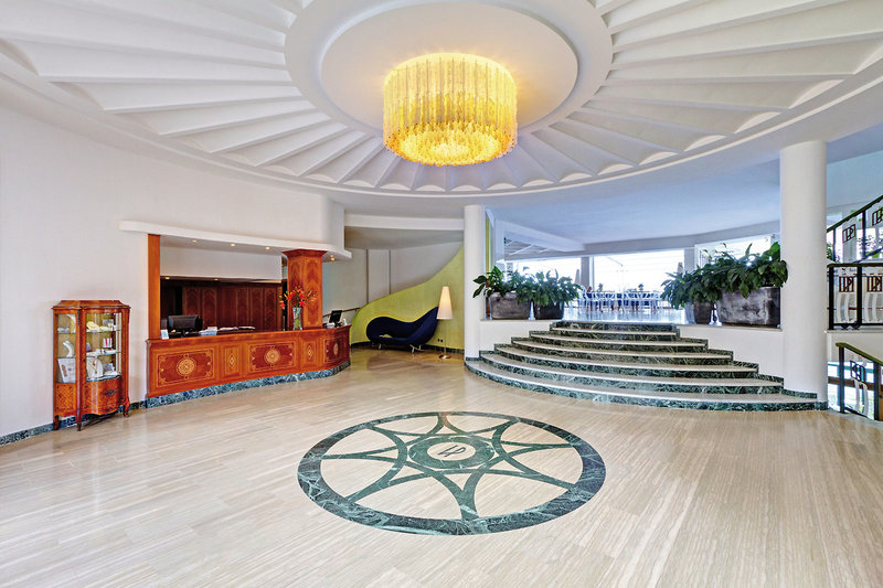 Grand Hotel President 15