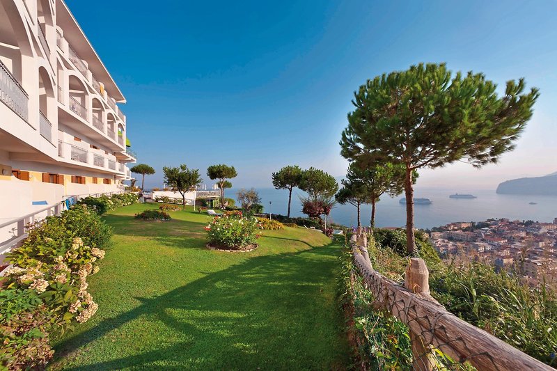 Grand Hotel President 3 - Garden