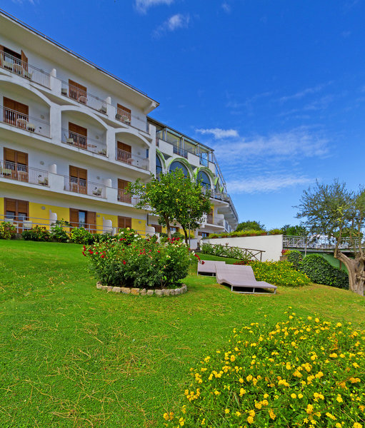 Grand Hotel President 4 - Exterior
