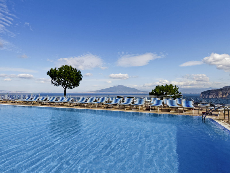 Grand Hotel President 7 - Outdoor Pool