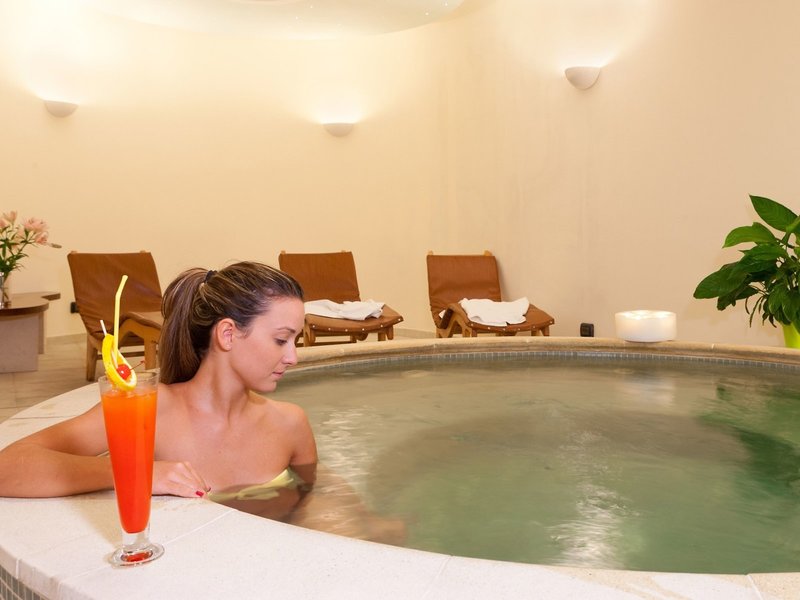 Grand Hotel President 24 - Health & Beauty