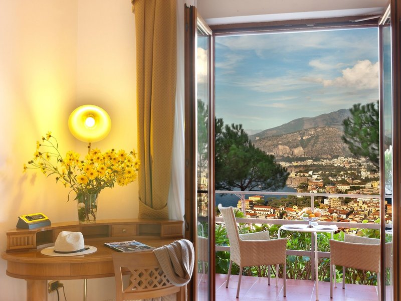 Grand Hotel President 29 - Room Example