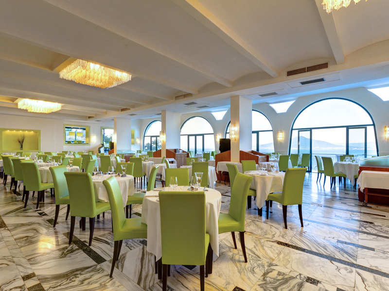 Grand Hotel President 17