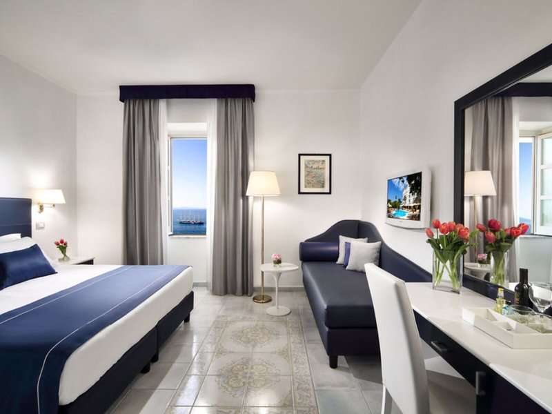 Mediterraneo Sorrento 32