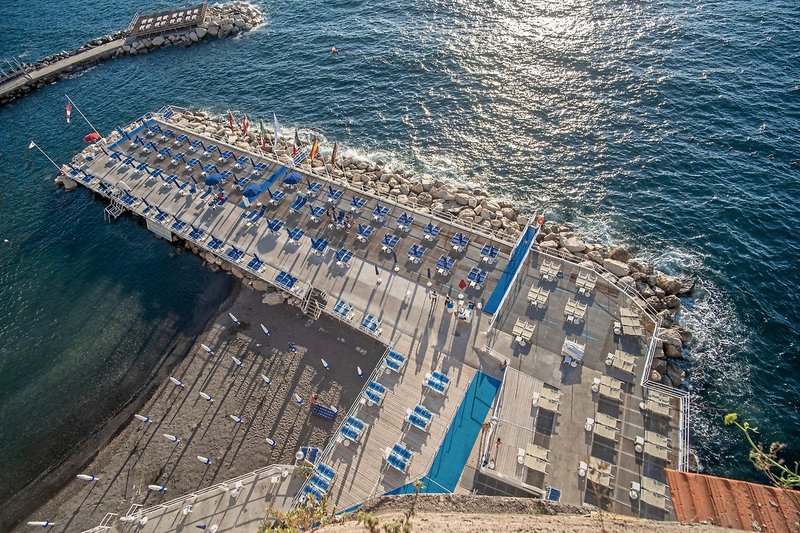 Hotel Mediterraneo Sorrento 3