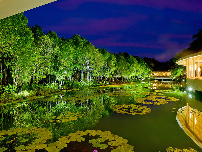 Dreamland The Unique Sea & Lake Resort Spa 8