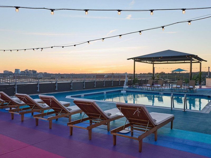 The Ven at Embassy Row 11