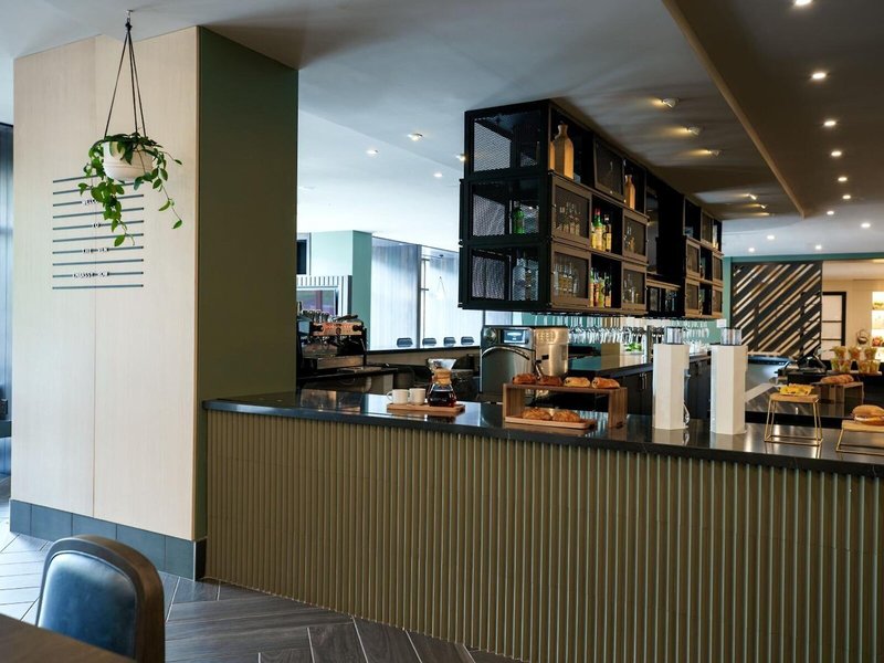 The Ven at Embassy Row 28