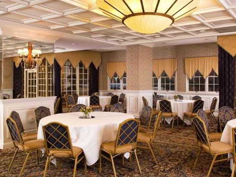 The Ven at Embassy Row 30