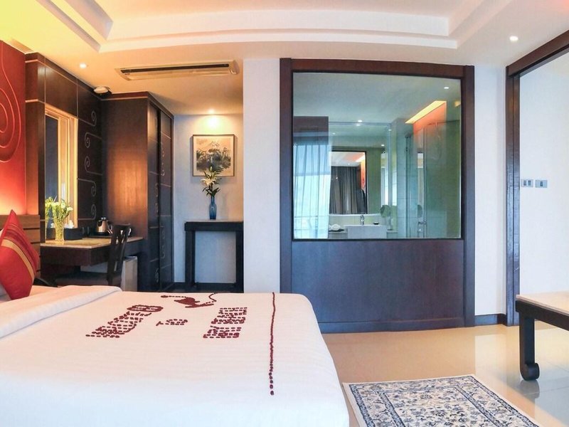Bay Beach Resort Pattaya 38