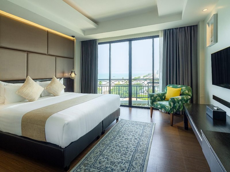 Bay Beach Resort Pattaya 39