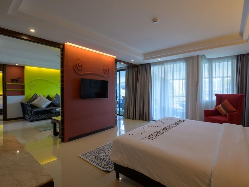 Bay Beach Resort Pattaya 42