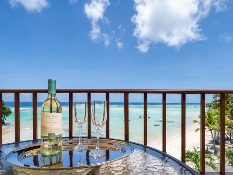 Yellow Bird 8 - Landscape