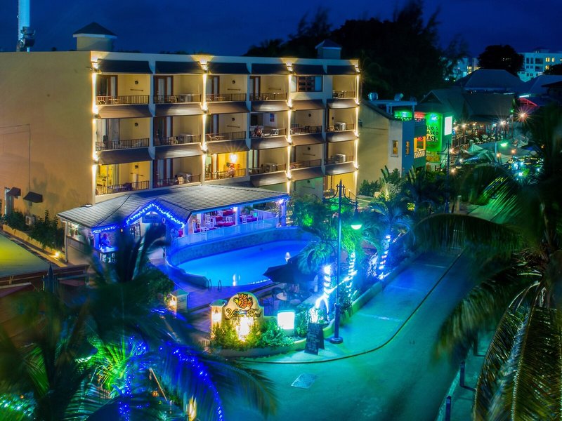 Yellow Bird 16 - Outdoor Pool