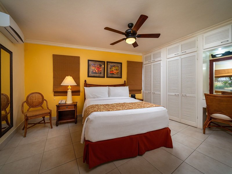 Yellow Bird 43 - Room Example