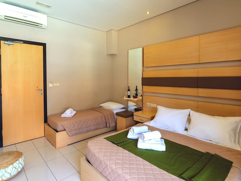 Relax Apartments & Studios 7