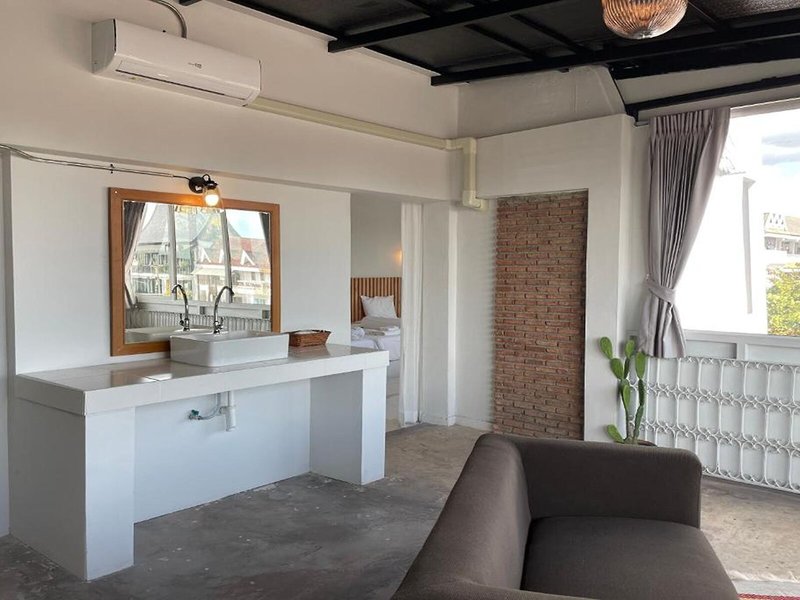 ASAYA House 42