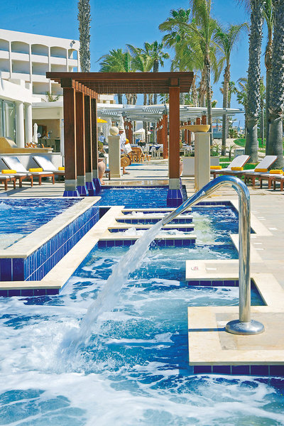 Alexander the Great Beach Hotel 5