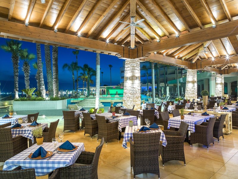 Alexander the Great Beach Hotel 15