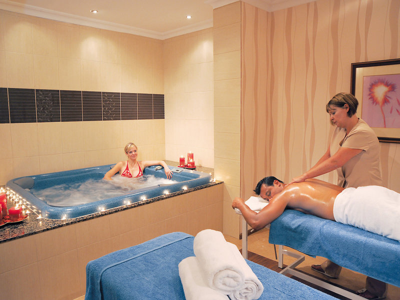 Alexander the Great Beach Hotel 19