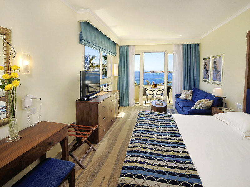 Alexander the Great Beach Hotel 21
