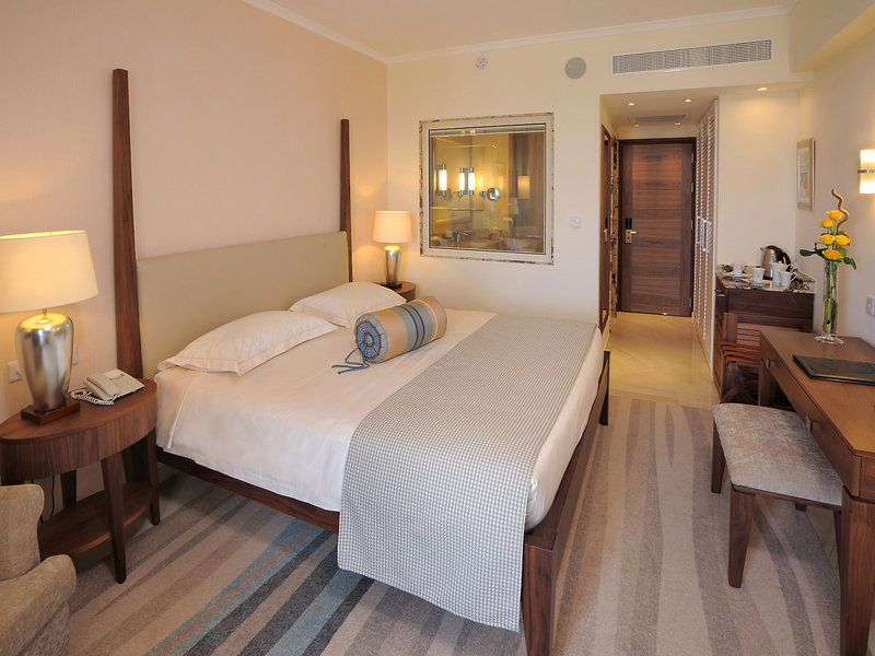 Alexander the Great Beach Hotel 24
