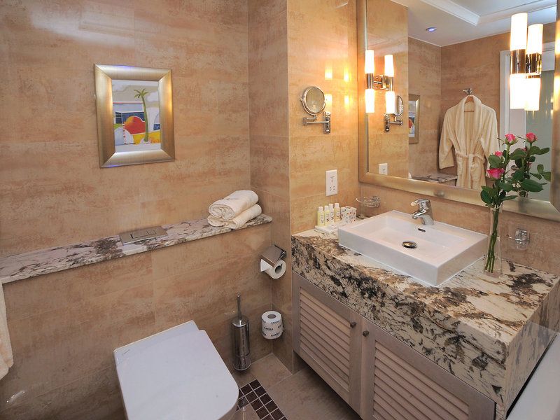 Alexander the Great Beach Hotel 25