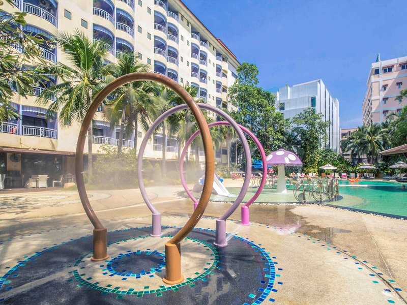 Mercure Pattaya Hotel 1 - Exterior