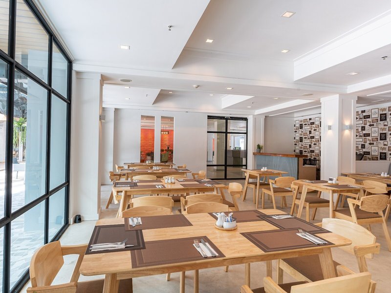 Mercure Pattaya Hotel 19 - Restaurant