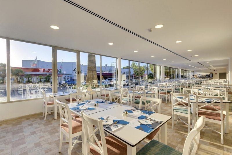 Alcudia Garden Aparthotel 16