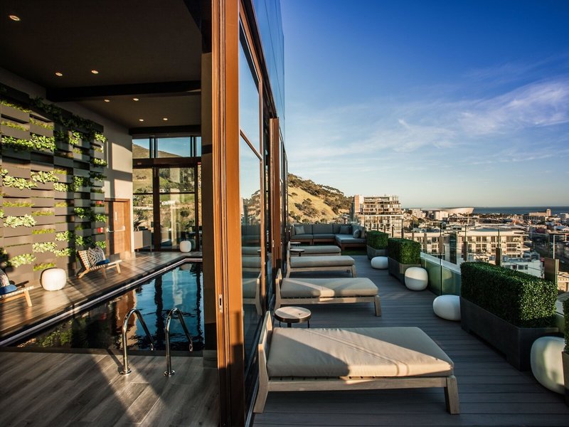 SunSquare Cape Town City Bowl 2 - Outdoor Pool