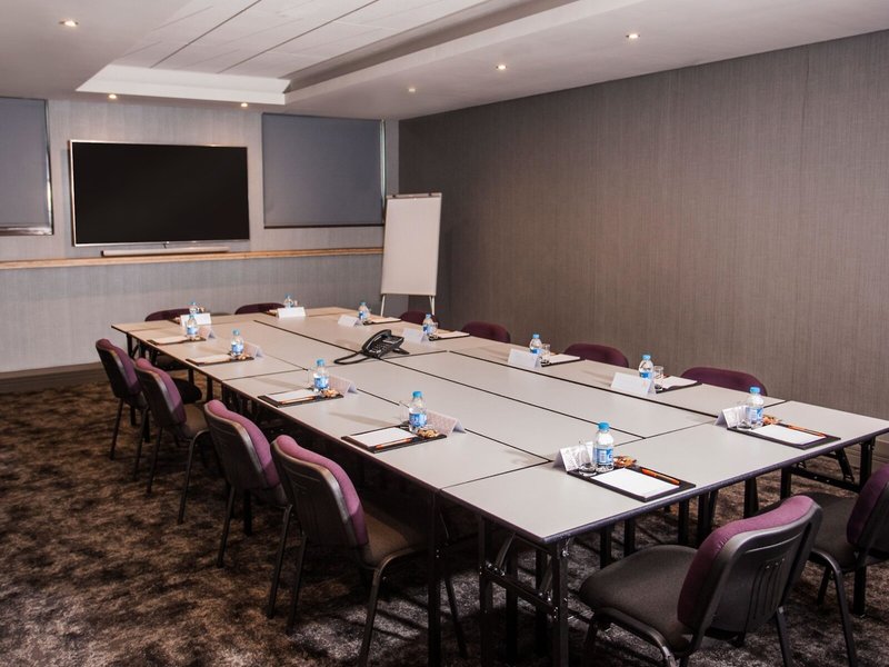 SunSquare Cape Town City Bowl 7 - Conference Room