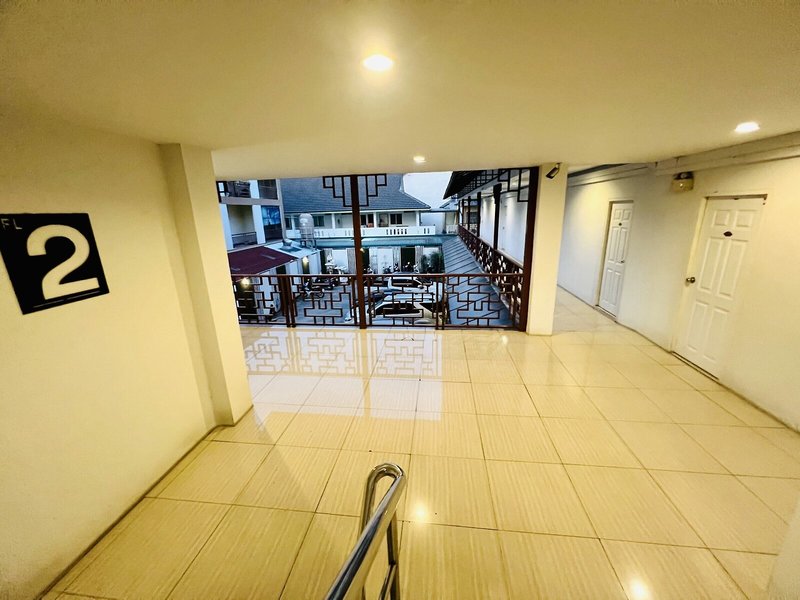 Inn Kham Apartment 11