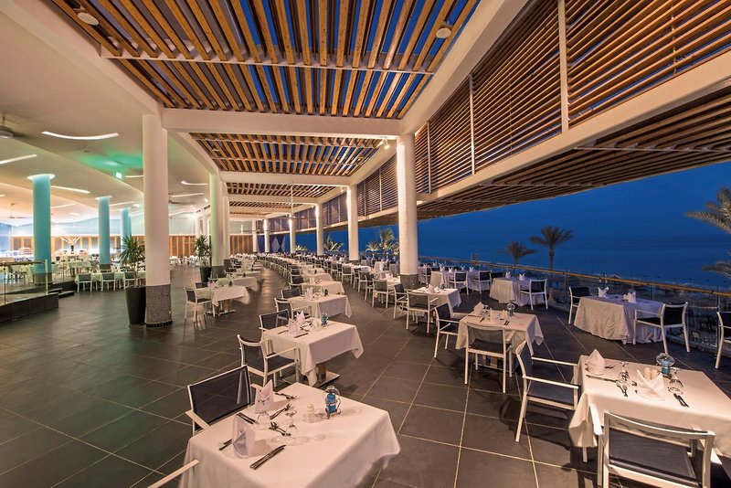 Reef Oasis Blue Bay Resort & Spa 25