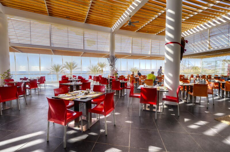 Reef Oasis Blue Bay Resort & Spa 56