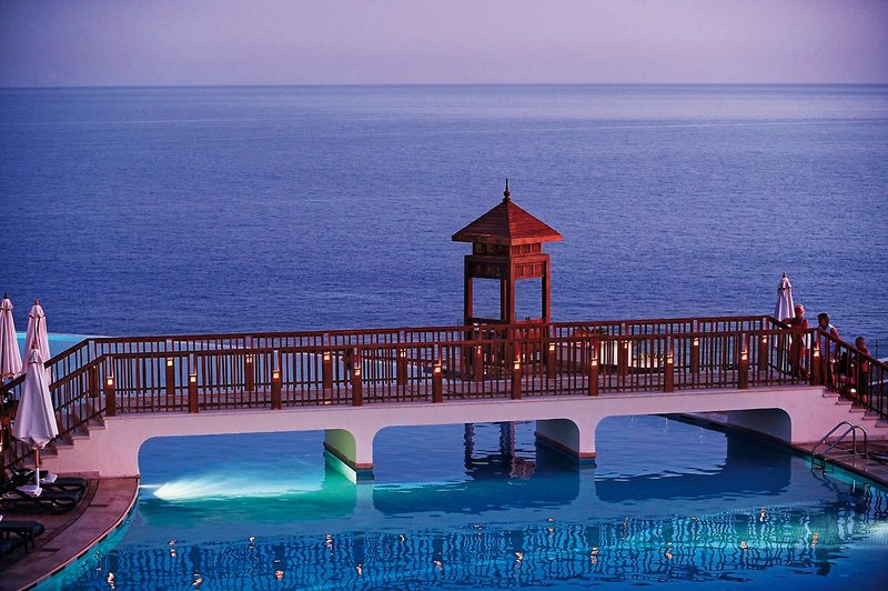 Reef Oasis Blue Bay Resort & Spa 10