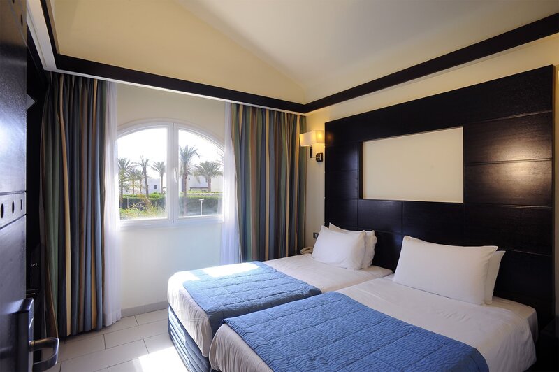 Reef Oasis Blue Bay Resort & Spa 30