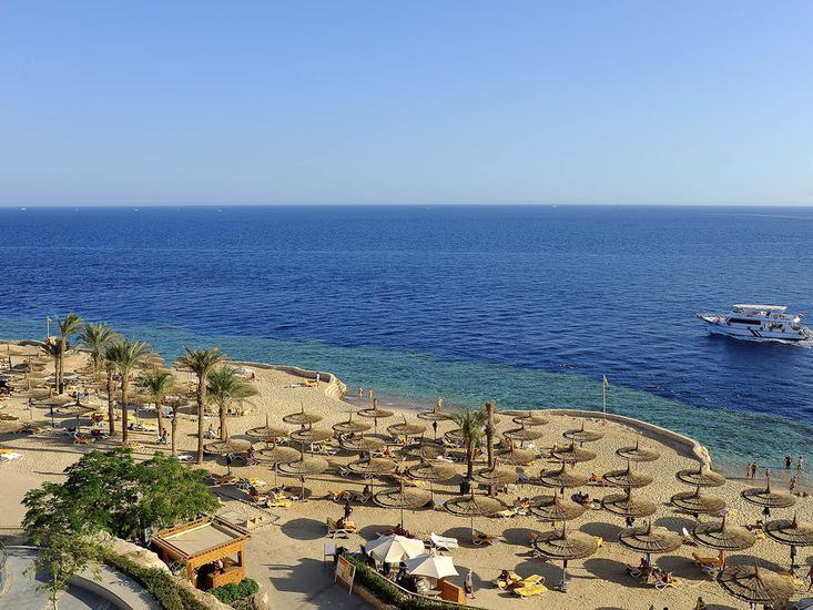 Reef Oasis Blue Bay Resort & Spa 4