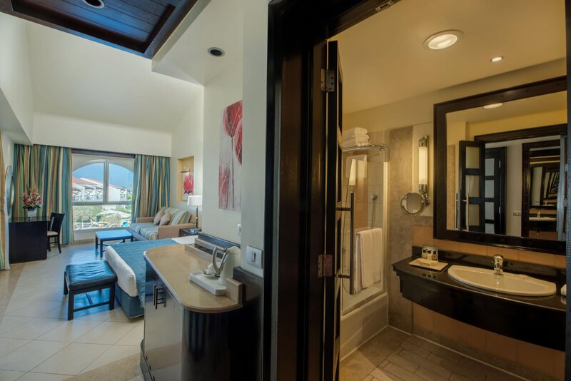 Reef Oasis Blue Bay Resort & Spa 57