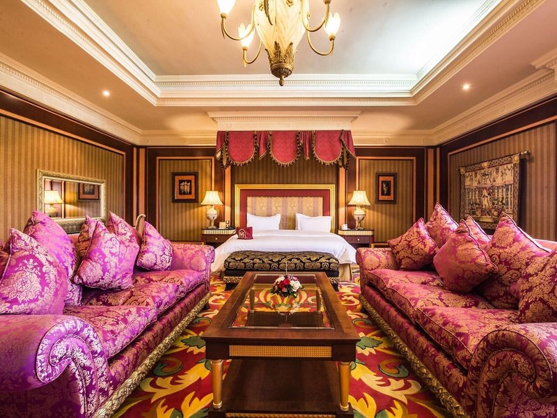 Royal Mirage Deluxe 13