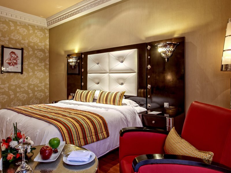 Royal Mirage Deluxe 36