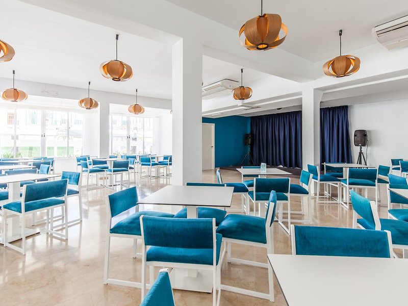 Blue Sea Cala Millor 17